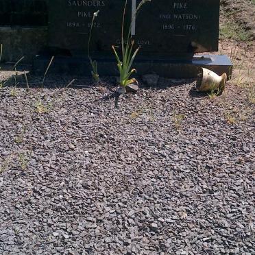 PIKE Thomas Saunders 1894-1972 &amp; Crystal WATSON 1896-1976 :: PIKE Alton 1925-2012