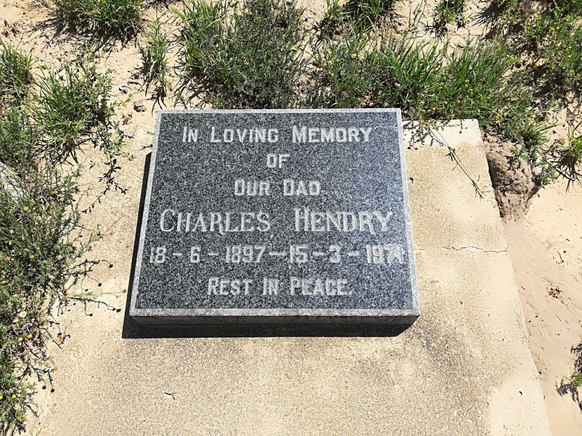 HENDRY Charles 1897-1971