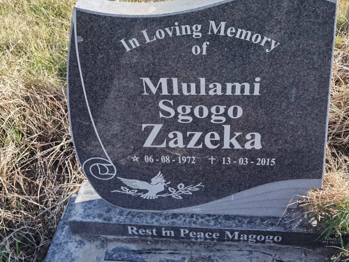ZAZEKA Mlulami Sgogo 1972-2015