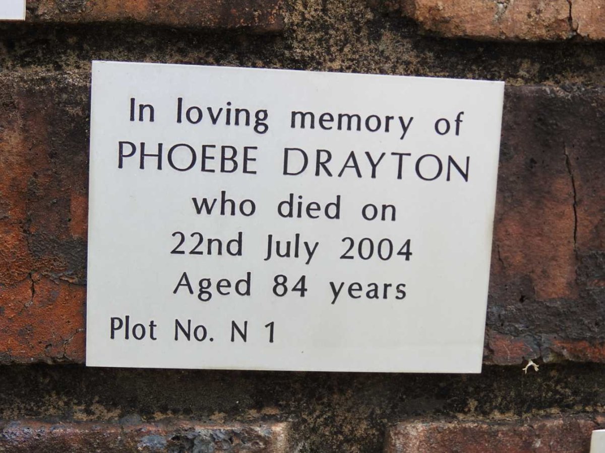 DRAYTON Phoebe -2004