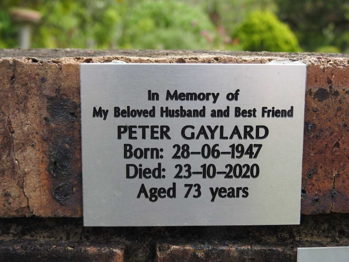 GAYLARD Peter 1947-2020