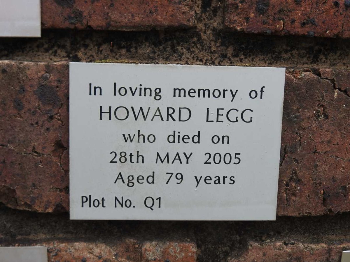 LEGG Howard -2005