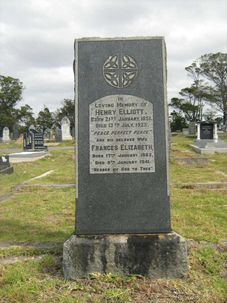 ELLIOTT Henry 1851-1923 &amp; Frances Elizabeth 1862-1941