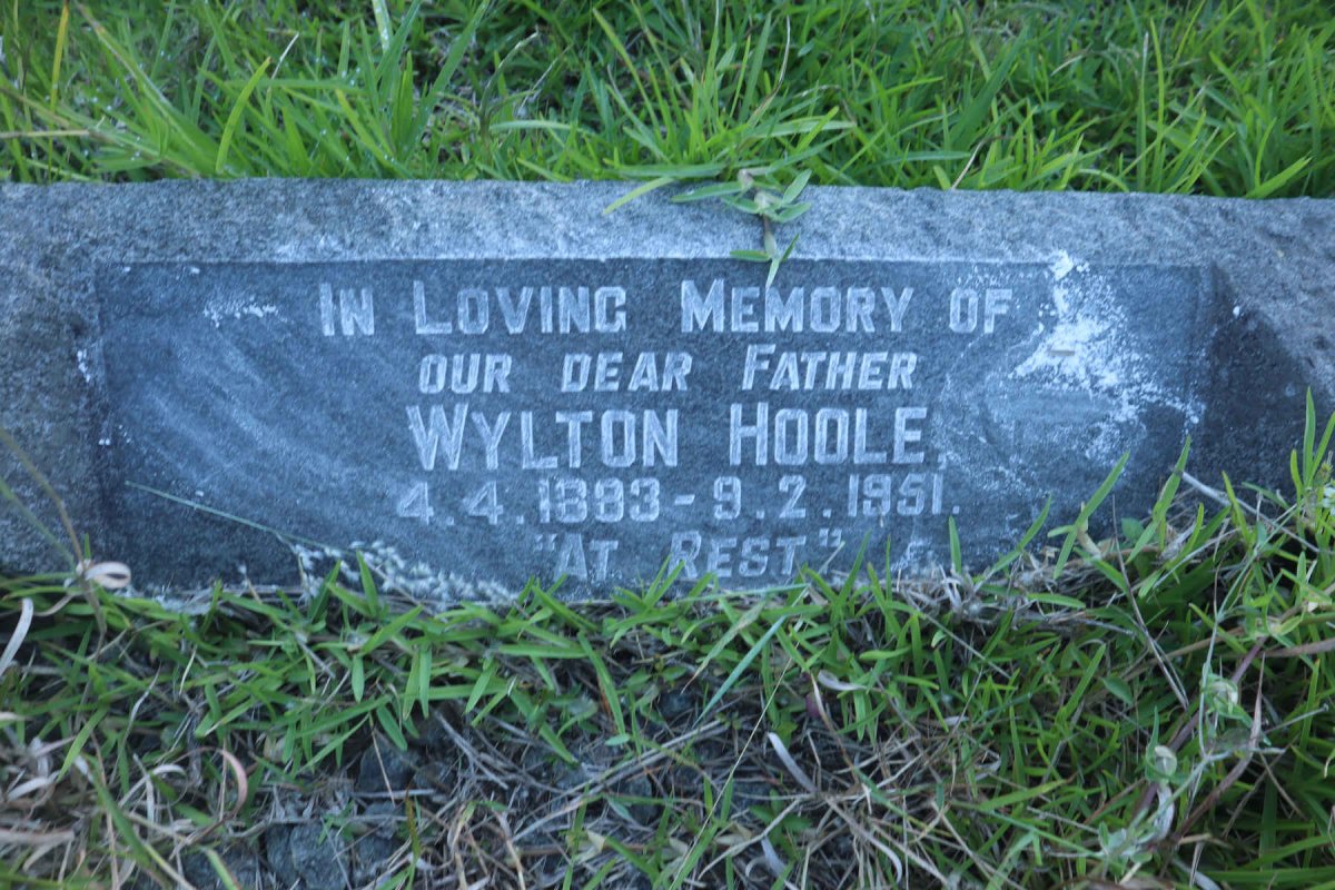 HOOLE Wylton -1951