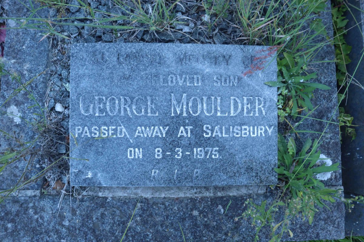 MOULDER George -1975