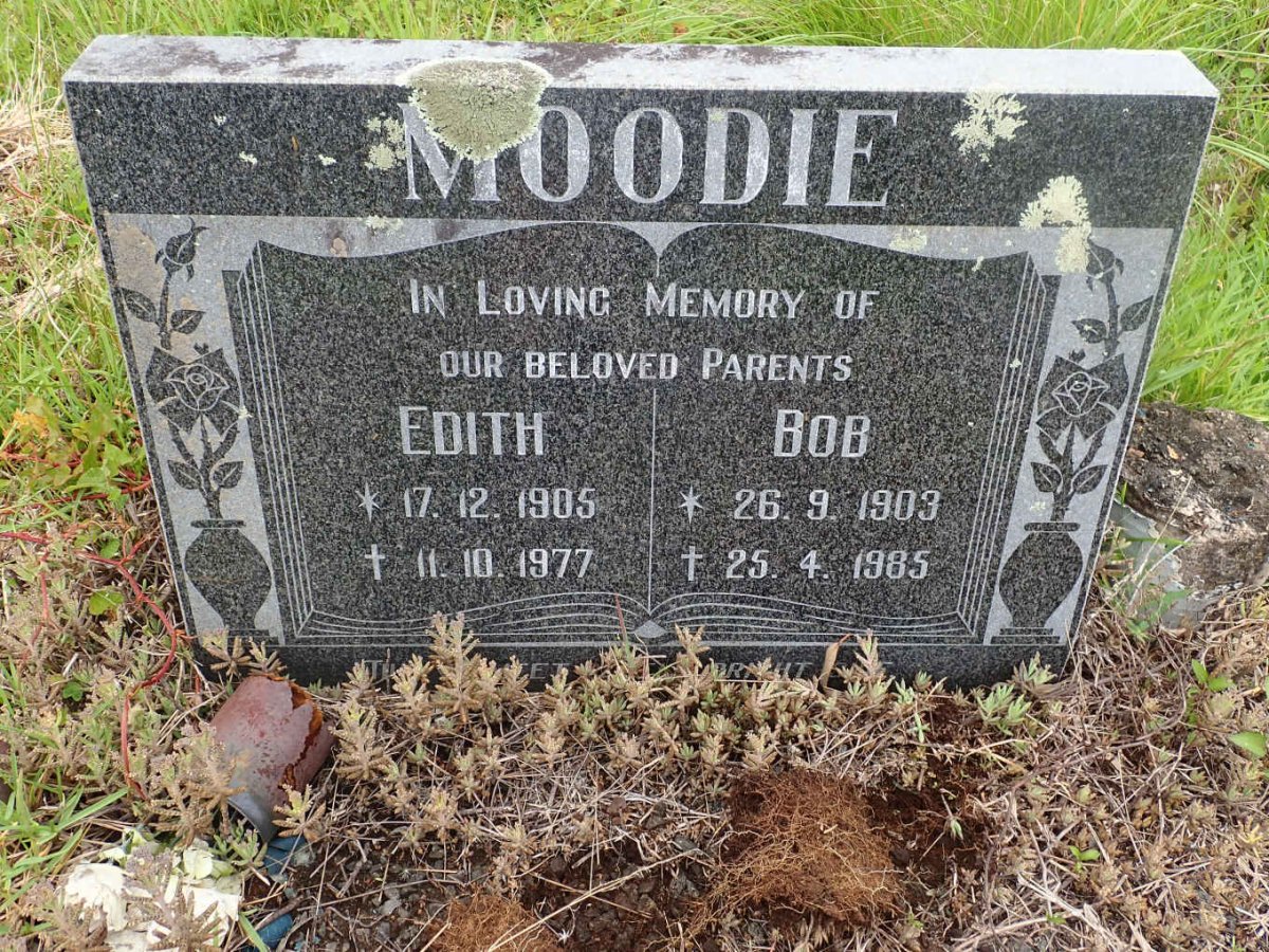 MOODIE Bob 1903-1985 &amp; Edith 1905-1977