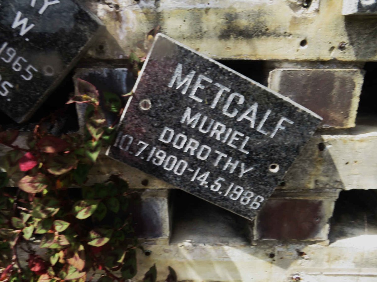 METCALF Muriel Dorothy 1900-1986