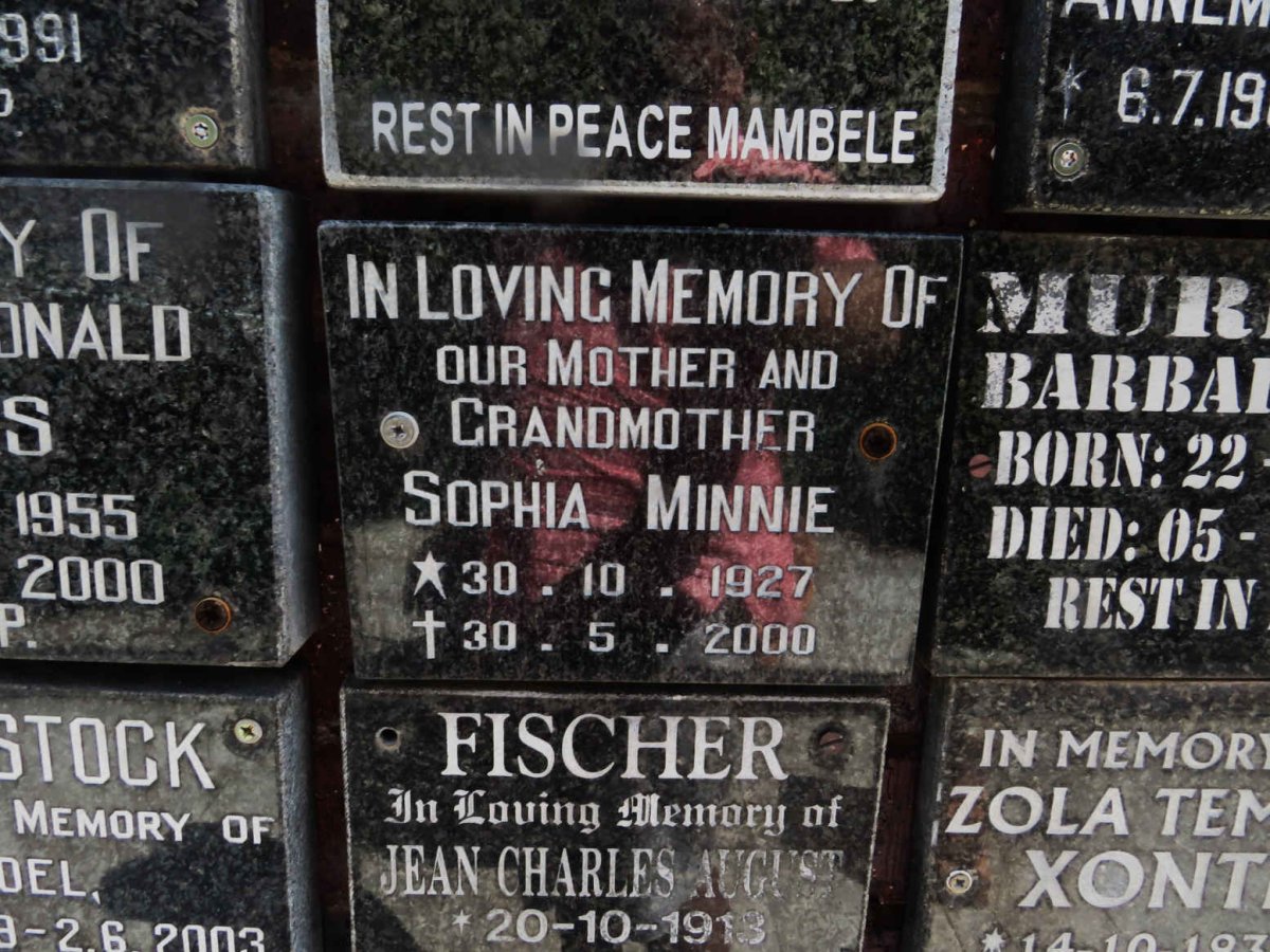 MINNIE Sophia 1927-2000