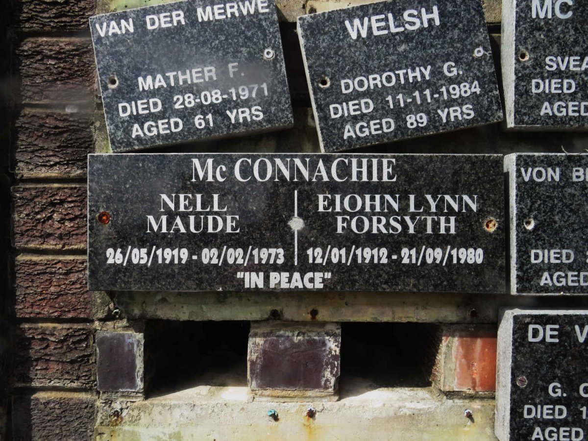MCCONNACHIE Eiohn Lynn Forsyth 1912-1980 & Nell Maude 1919-1973