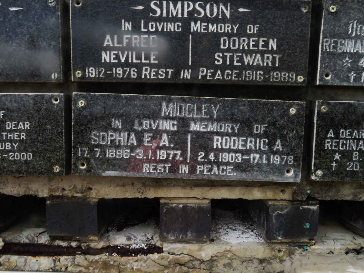 MIDGLEY Roderic A. 1903-1978 &amp; Sophia E.A. 1896-1977