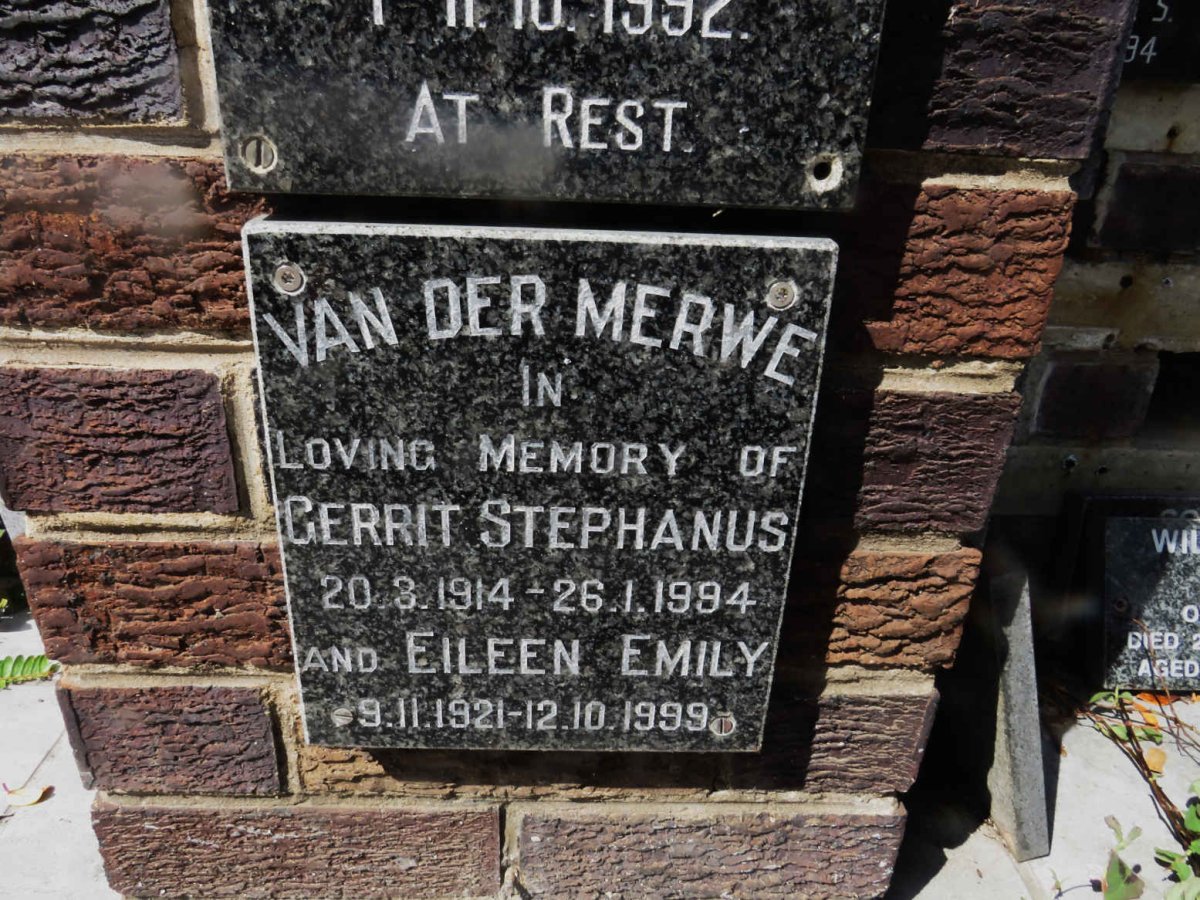 MERWE Gerrit Stephanus, van der 1914-1994 &amp; Eileen Emily 1921-1999