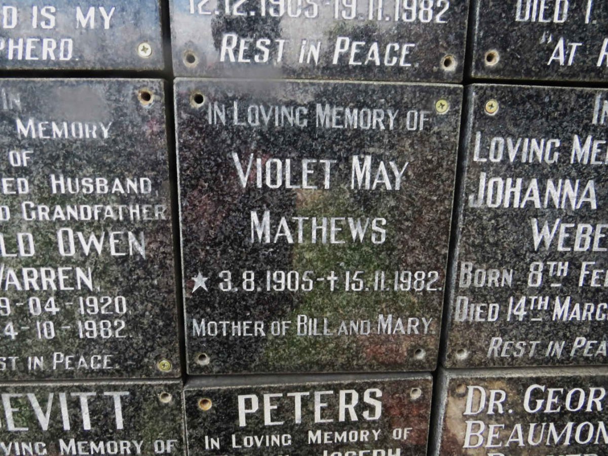 MATHEWS Violet May 1905-1982