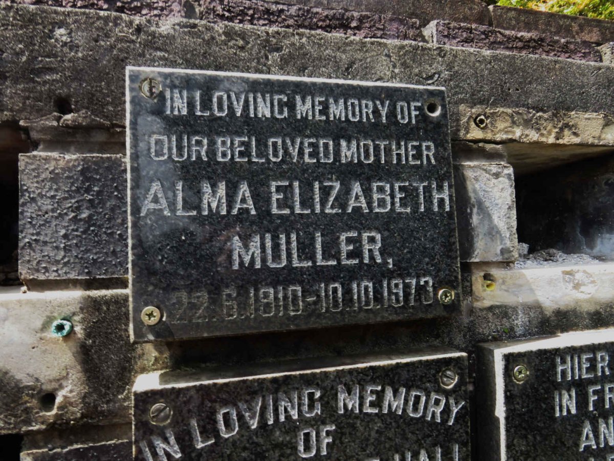 MULLER Alma Elizabeth 1910-1973