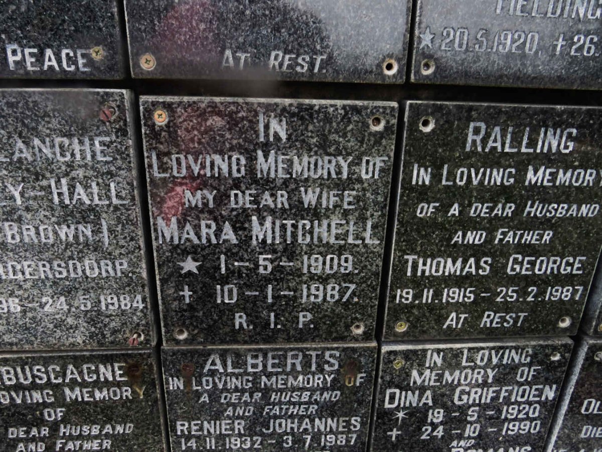 MITCHELL Mara 1909-1987
