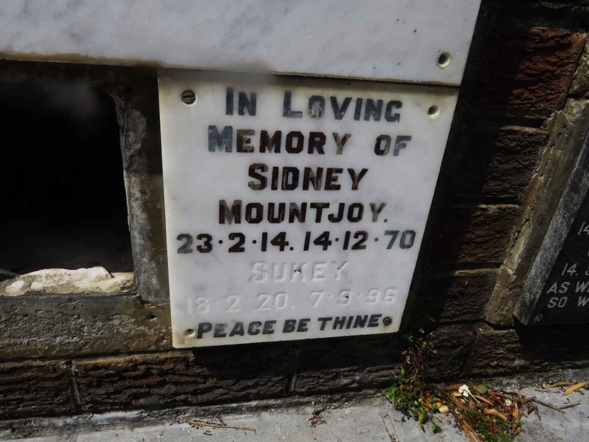 MOUNTJOY Sidney 1914-1970 &amp; Sukey 1920-1996