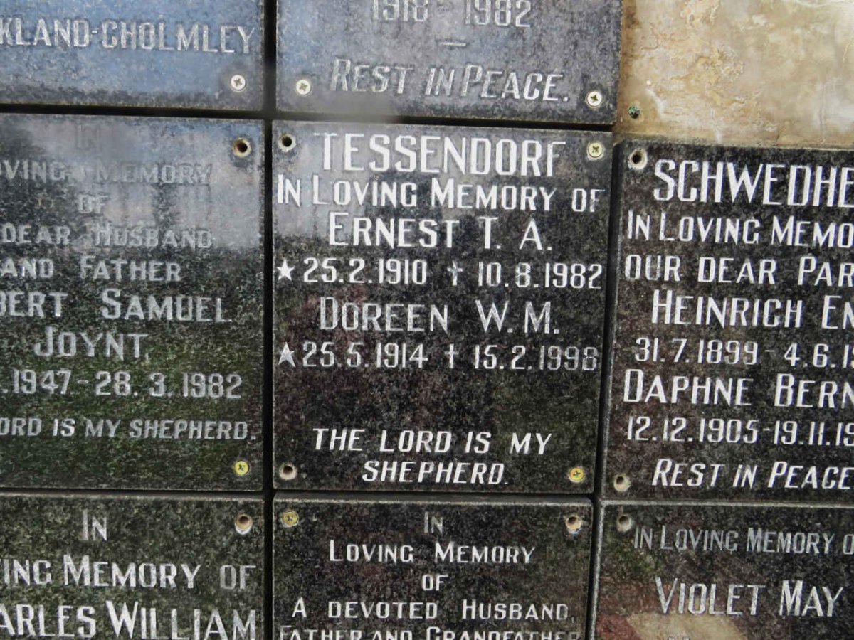 TESSENDORF Ernest T.A. 1910-1982 &amp; Doreen W.M. 1914-1998