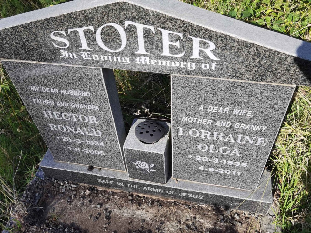 STOTER Hector Ronald 1934-2005 &amp; Lorraine Olga 1936-2011