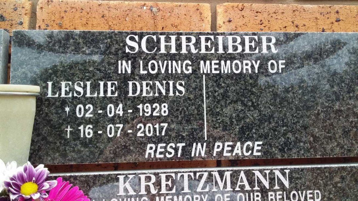SCHREIBER Leslie Denis 1928-2017