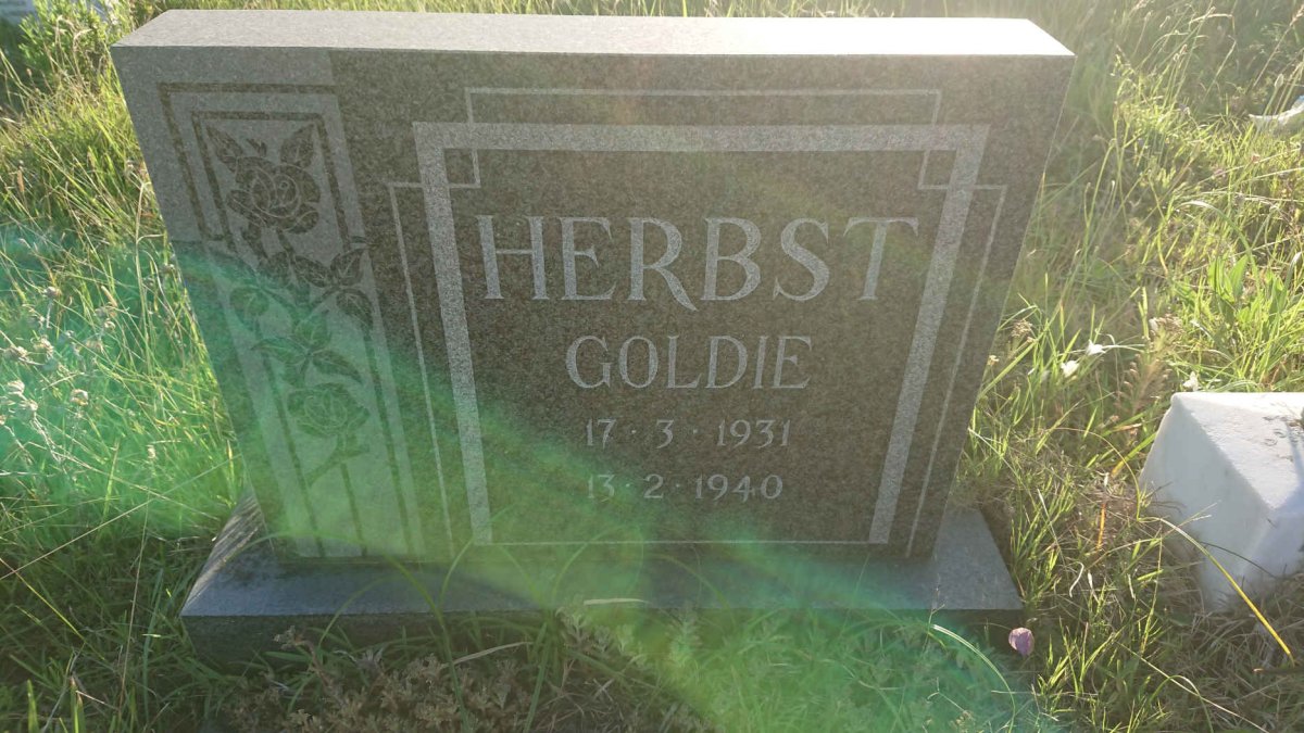 HERBST Goldie 1931-1940