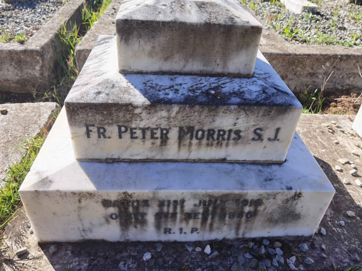 MORRIS Peter 1915-1960