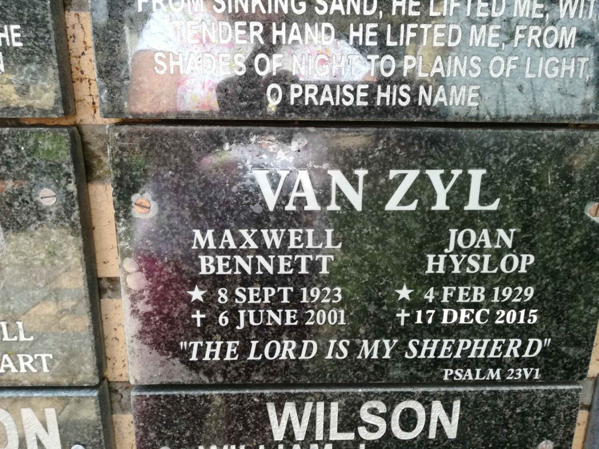 ZYL Maxwell Bennett, van 1923-2001 &amp; Joan Hyslop 1929-2015