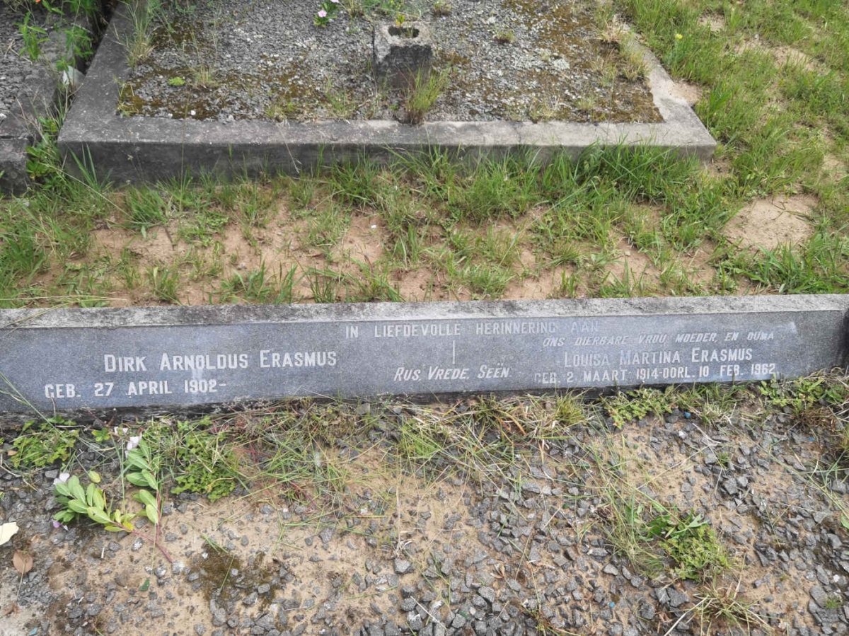 ERASMUS Dirk Arnoldus 1902-  &amp; Louisa Martina 1914-1962
