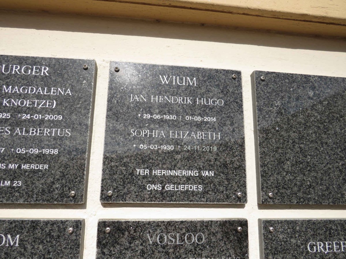 WIUM Jan Hendrik Hugo 1930-2014 & Sophia Elizabeth 1930-2019