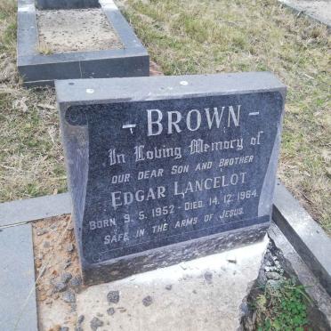 Eastern Cape, MPOFU district, Brownvale 1008, Brown's Vale_1, farm cemetery