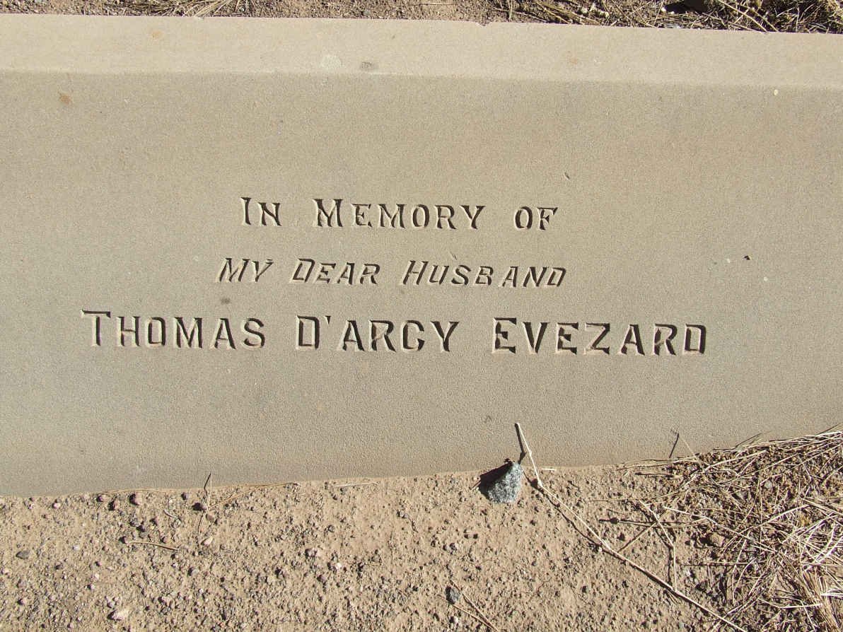 EVEZARD Thomas D'Arcy