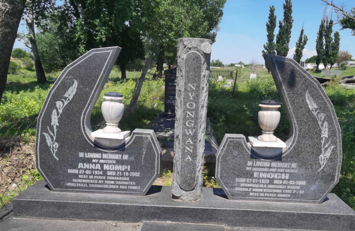 NYONGWANA Enoch 1928-1988 &amp; Anna Nomp 1934-2002